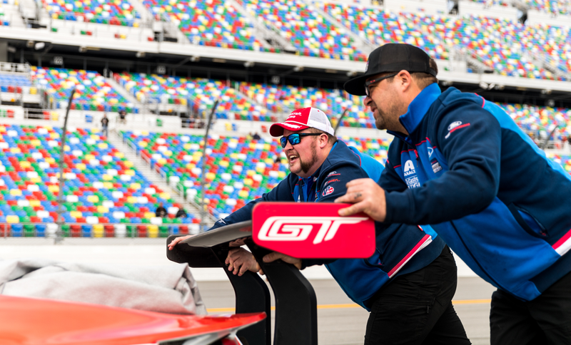 Illustration for article titled Here's All the Action From The Start Of The 24 Hours of Daytona